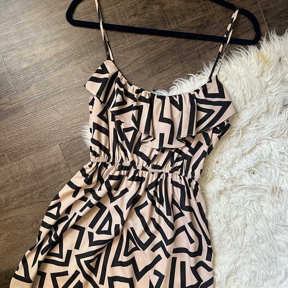 Small forever 21 geometric pattern print maxi dress elastic spaghetti strap - Picture 2 of 10